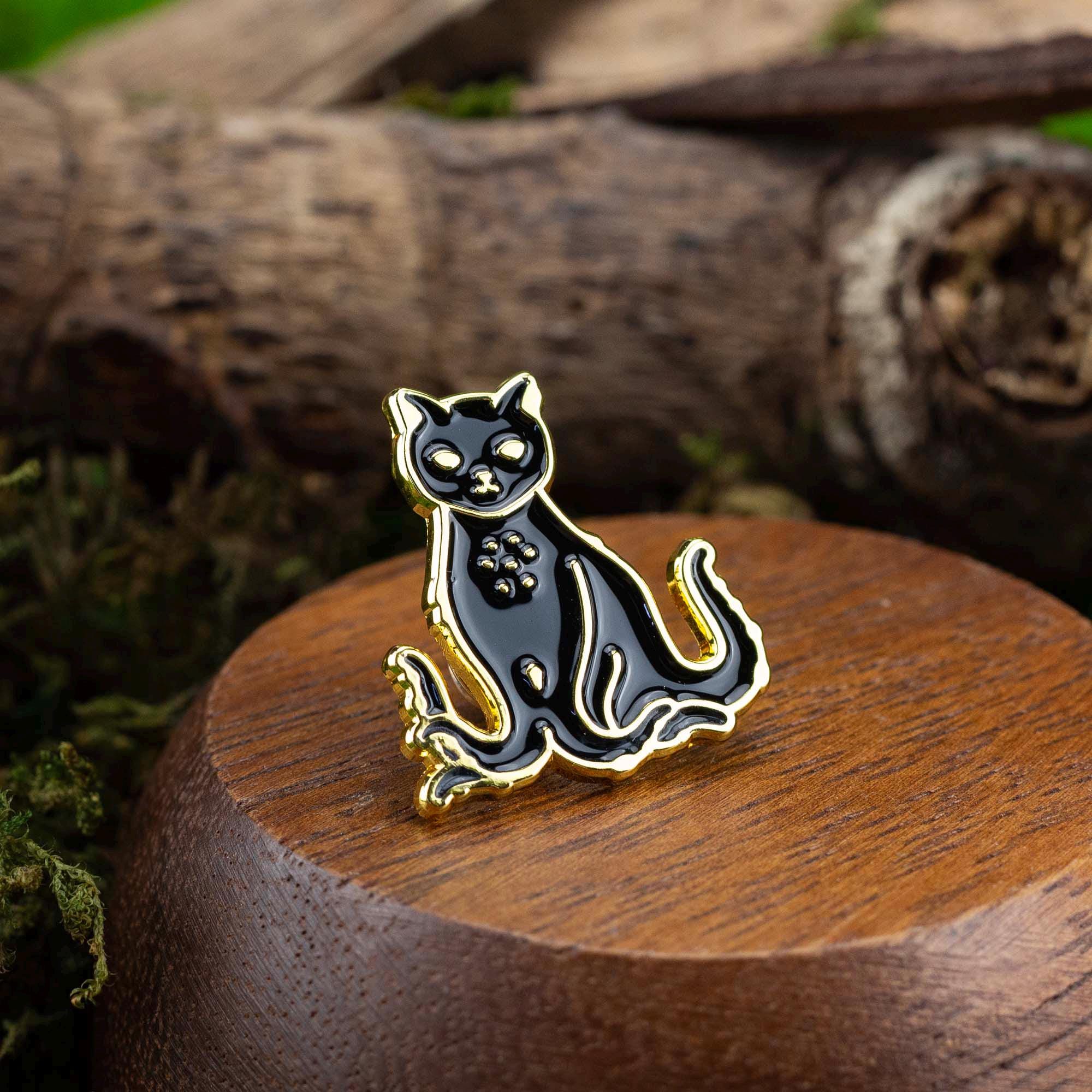 Cathulhu Enamel Pin