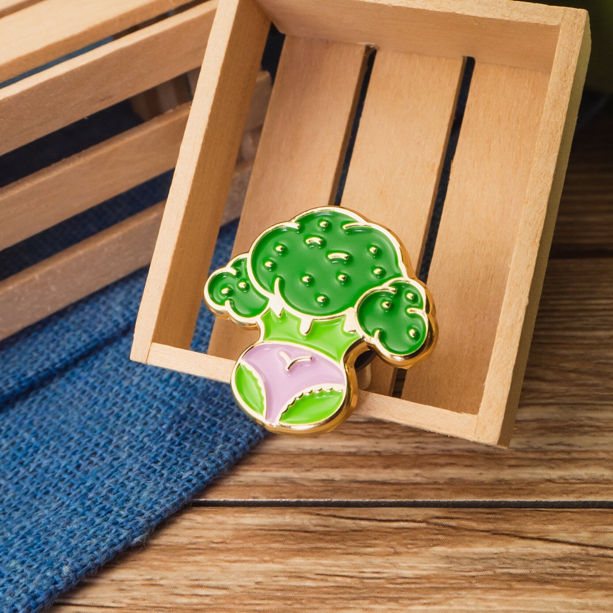 Broccoli Butt Enamel Pin
